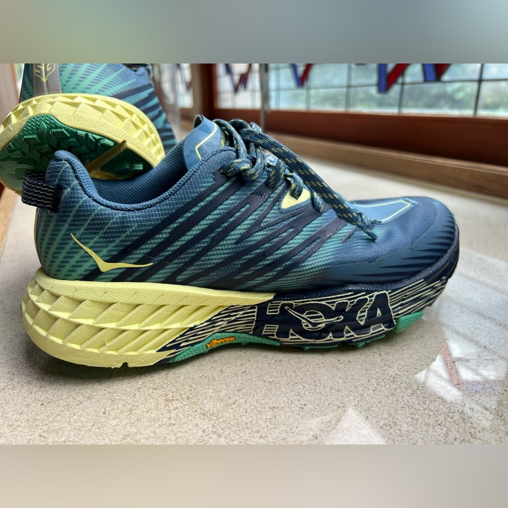 Hoka Speedgoat 4 women Running shoes, size 7.5.